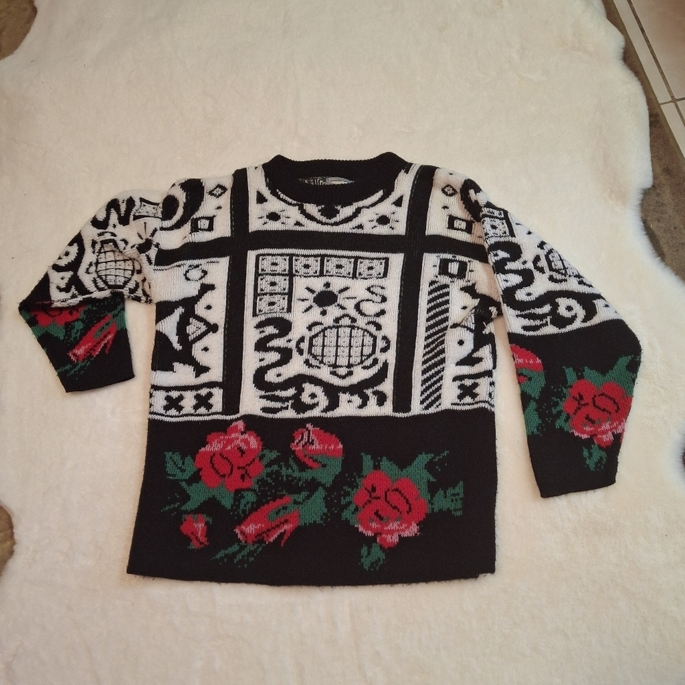 Vis-A-Vis White Geometric Graphic Floral Red Roses Knit Sweater Women Size Small - Picture 11 of 16
